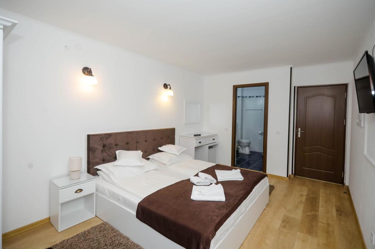 Casa Marica Hotel Băile Herculane Buitenkant foto